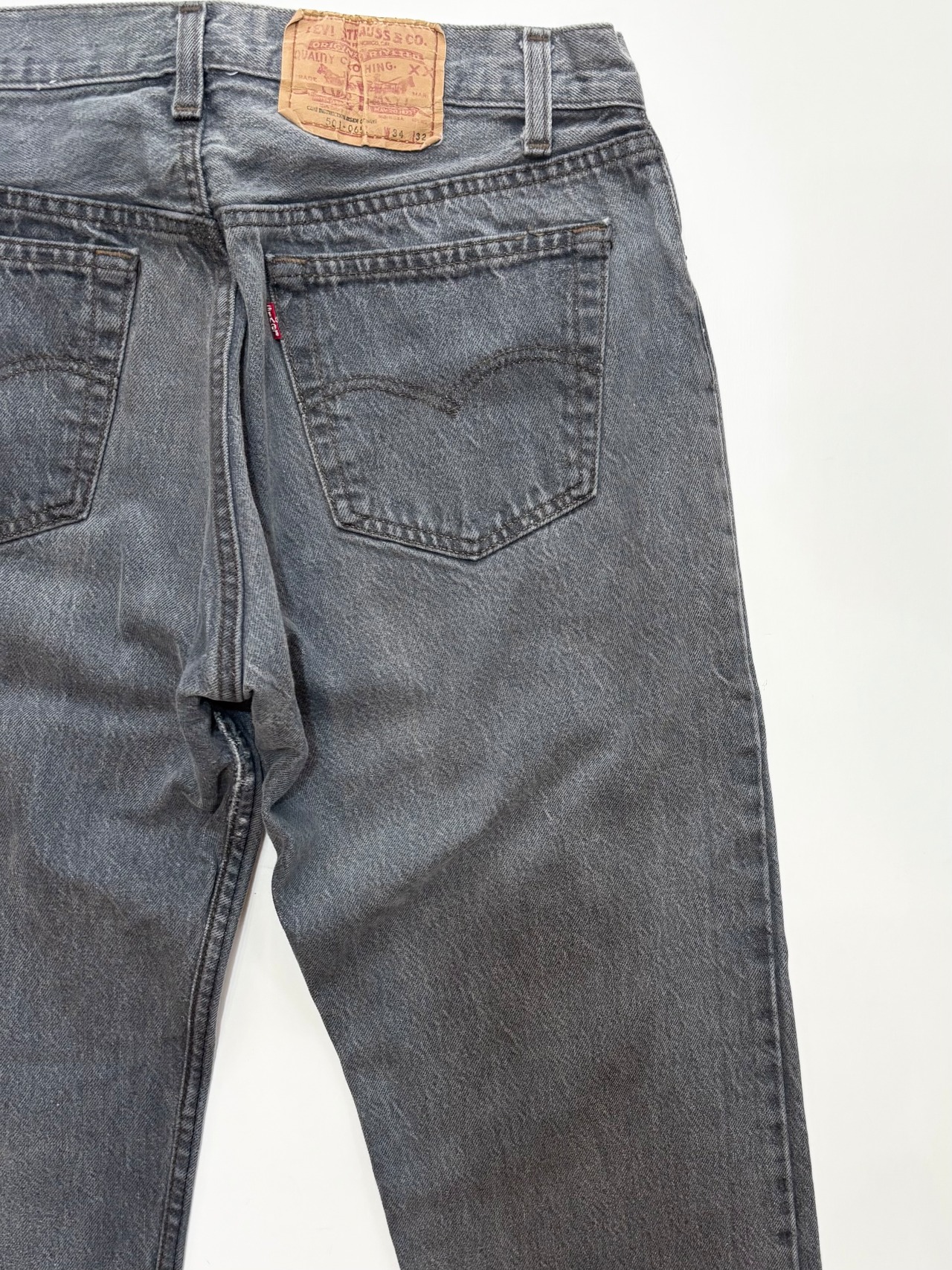 80s Levi’s 501-0658 BLACK DENIM PANTS MADE IN USA Size W34L32→W32L31