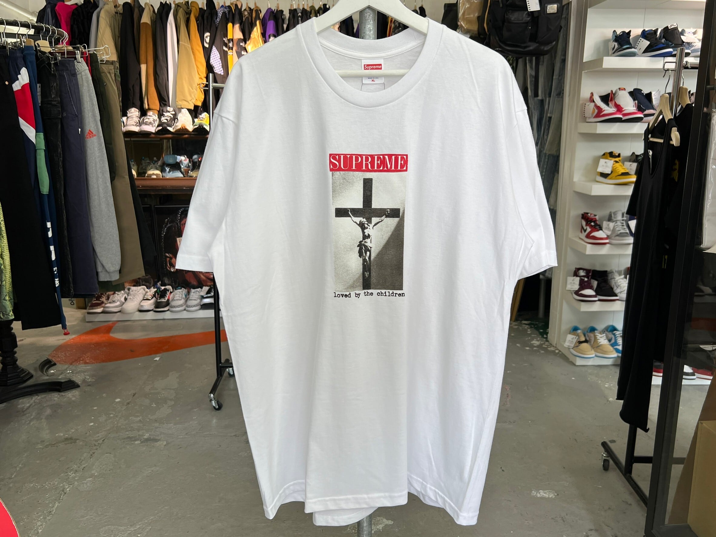 Supreme LOVED BY THE CHILDREN TEE WHITE XL 33307 | BRAND BUYERS OSAKA