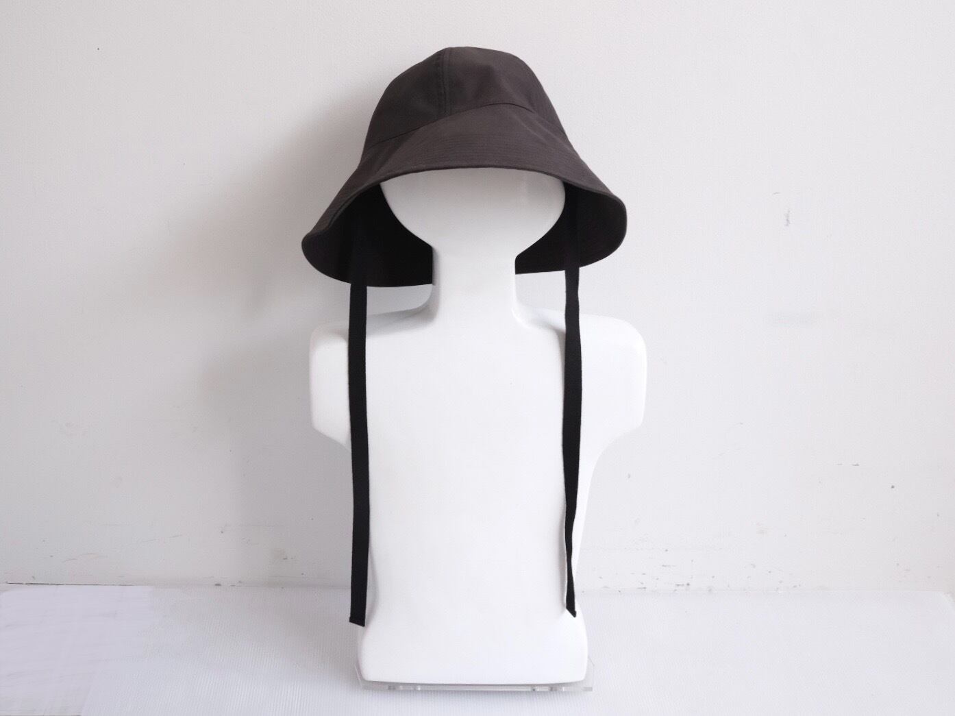TENNE HANDCRAFTED MODERN 