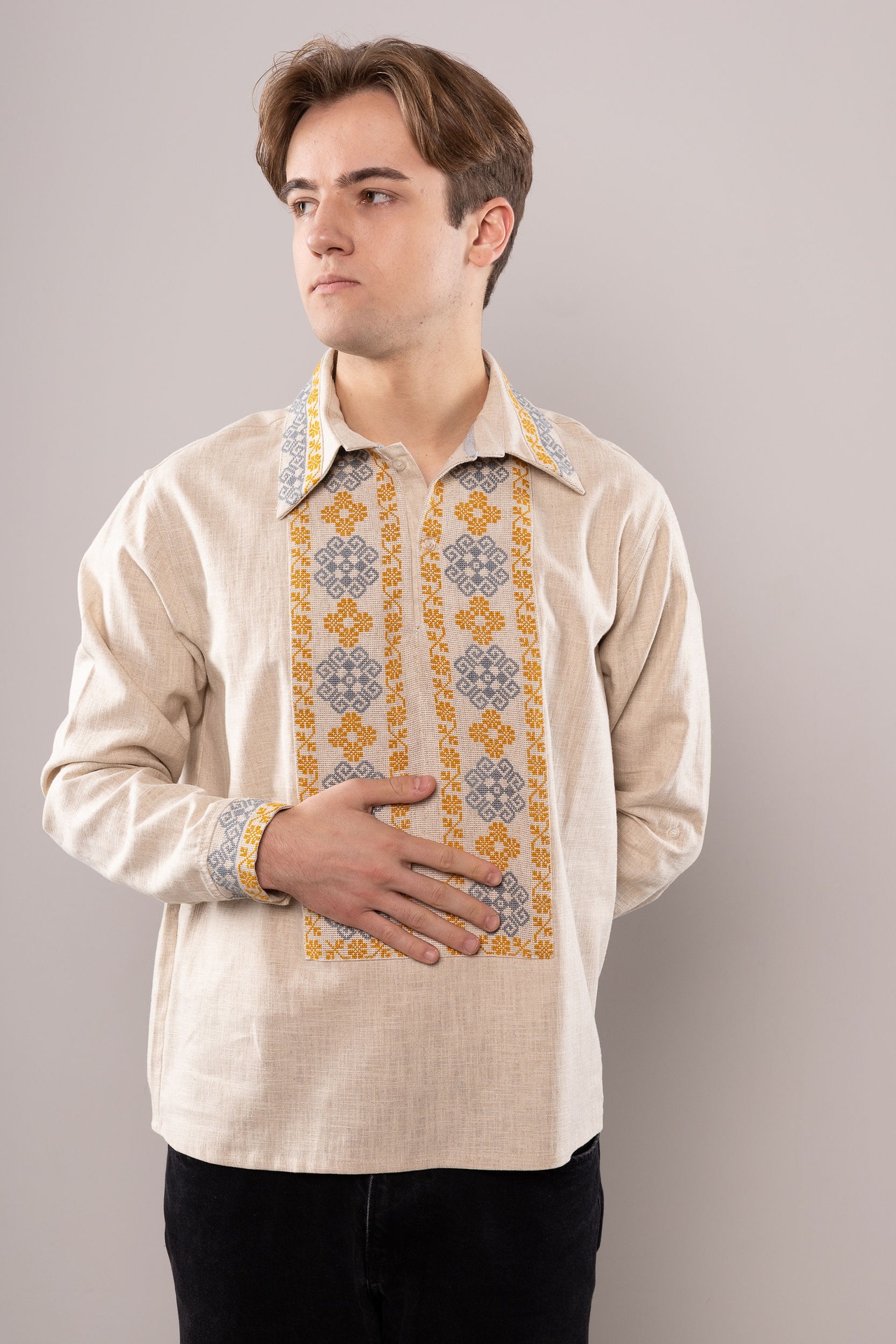 ウクライナ刺繍ヴィシヴァンカ　クロスステッチ手刺繍　Lサイズ　メンズ - 4