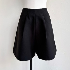 【予約1月中旬～下旬発送】〈SELECT〉タックショートパンツ a99-032