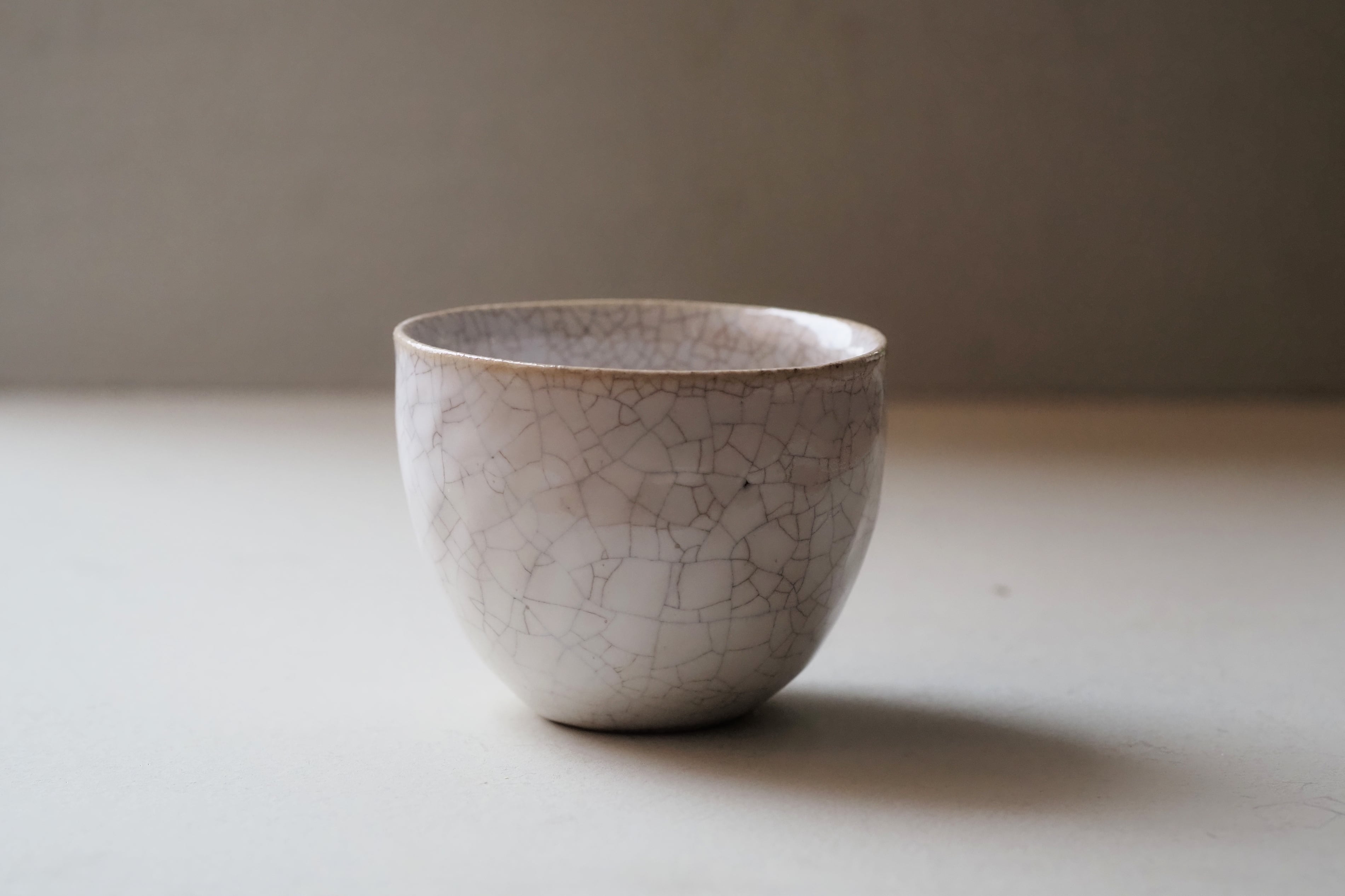 村上躍 1.藁白釉茶杯 | 陶屋なづな