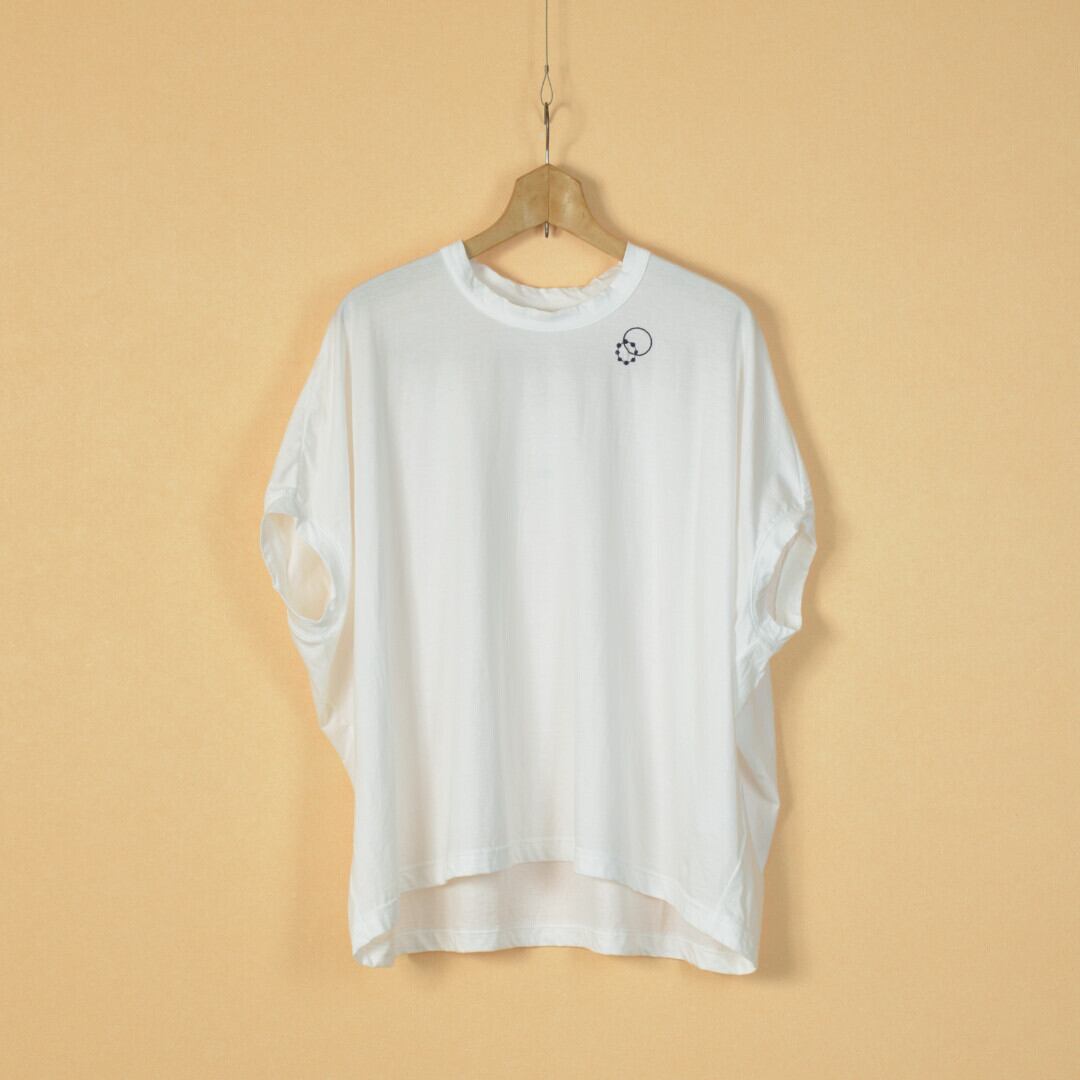 prit プリット ハイゲージ天竺サークル刺繍ポンチョプルオーバー