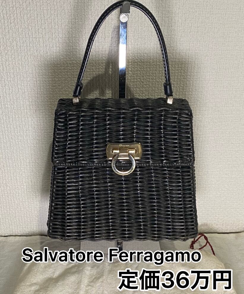 Salvatore Ferragamo ガンチーニカゴバッグ