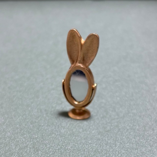 ＊コラボ：うさ耳スタンドミラー＊　022-30277  　 with/クリエイター moo