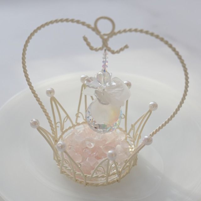 ハートバスケットの置き型サンキャッチャー＊ローズクォーツ＆水晶のさざれ付き／浄化スペースにも