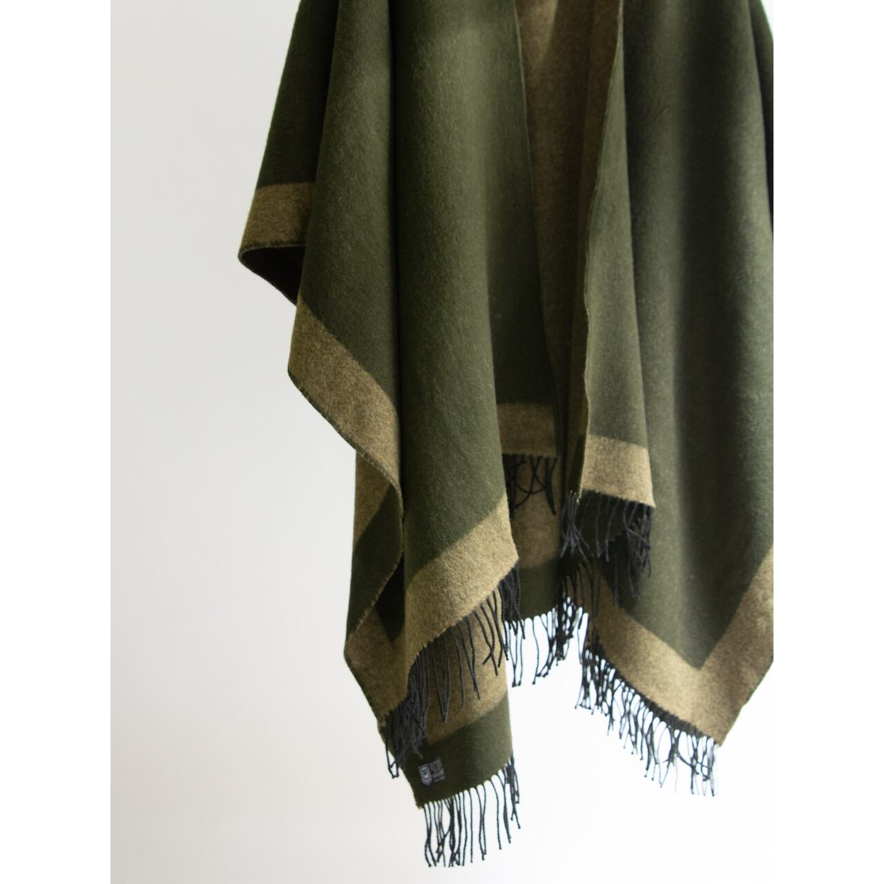 【Unknown Brand】Made in France 100% Acrylic Reversible Cape（フランス製 リバーシブルアクリルケープ ポンチョ）