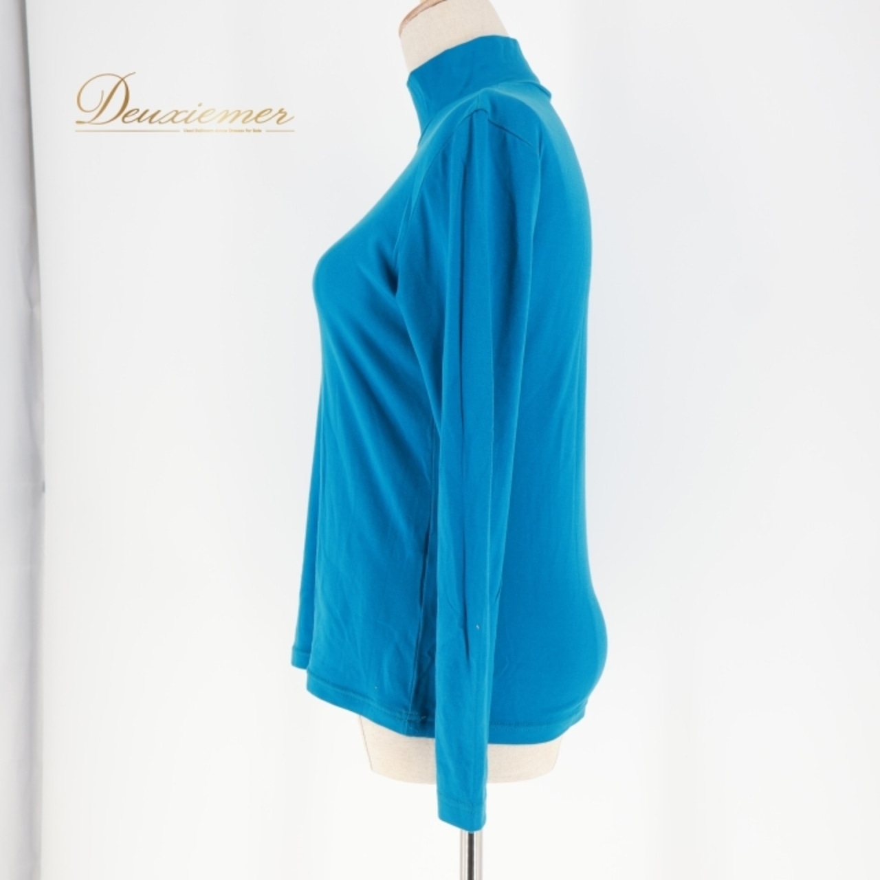 レディース トクコプルミエヴォル TOKUKO 1er VOL ブルー系 トップス ブラウス 無地 シンプル 伸縮 ストレッチ 長袖 ハイネック タートルネック 日本製 カジュアル 普段着 お出かけ 鮮やか 柔らかい生地