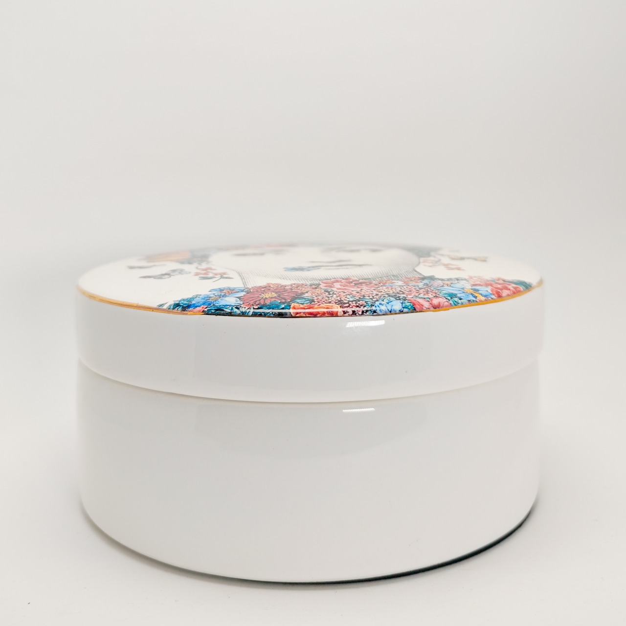 ヴィンテージ雑貨 フォルナセッティ（Fornasetti）蓋付きキャニスター