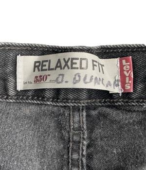 Used w34 Levi's 550 -Black denim-