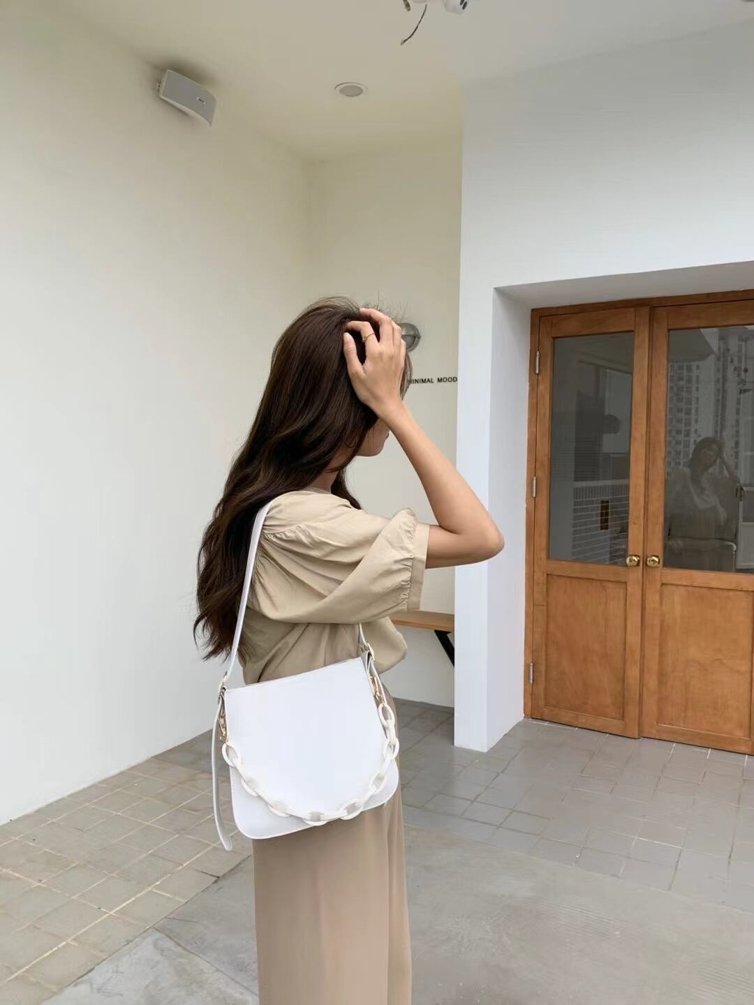 チェーン付き　ショルダーバッグ　AS105-9972