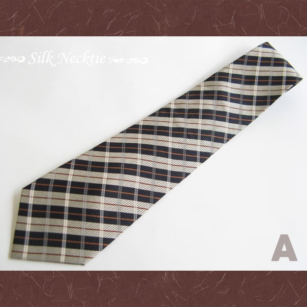 シックなデザインからチェック柄 シルクネクタイ | トワトワ
