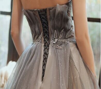 美品！ イブニングドレス グレー 組ま ロング エレガント 優雅なシルエット 