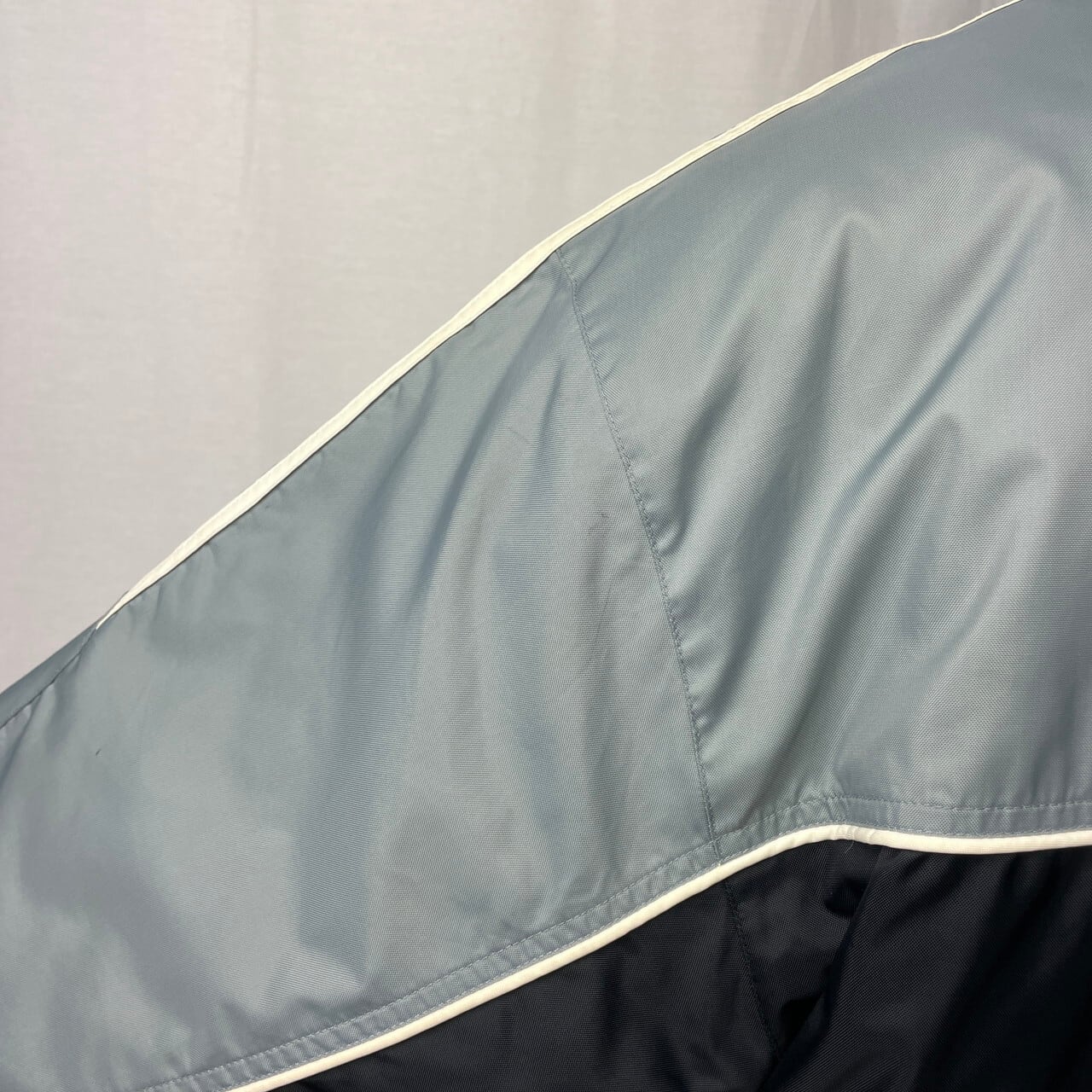 00年代 adidas アディダス ナイロンジャケット 中綿入り メンズL相当