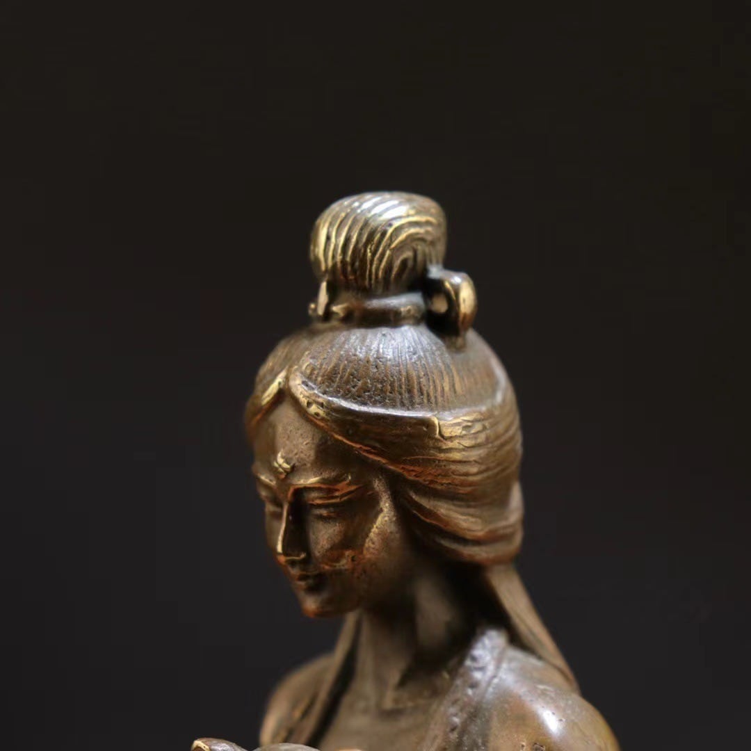 置物 オブジェ 九尾狐仙 霊狐 装飾品 工芸品 美術品 置物 狐 幸運 長寿