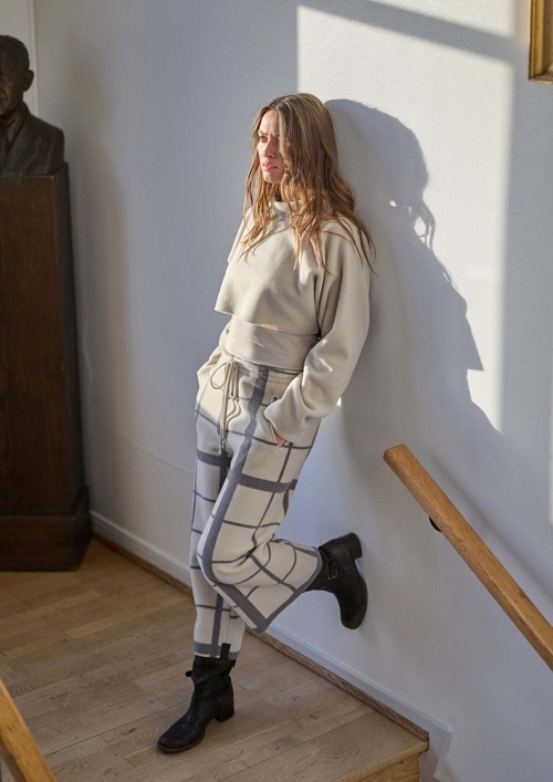 HENRIETTE STEFFENSEN（アンリエット・ステファンセン）クロップト丈　プリントパンツ