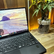 \ 公式ショップ限定価格❣️/ 準美品《ハイスペック》超軽量【LIFEBOOK U9311/F】最高峰i7 第11世代 メモリ16GB フルHD ノートパソコン 安心サポート&3ヶ月保証付き