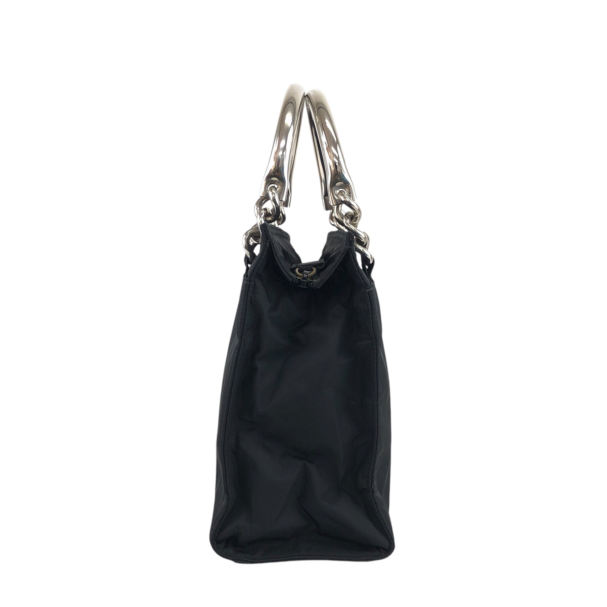 PRADA プラダ ハンドバッグ ブラック シルバー トライアングルロゴ