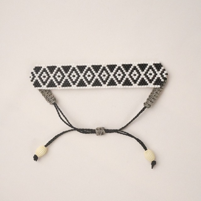 【square】Code miçanga (黒)