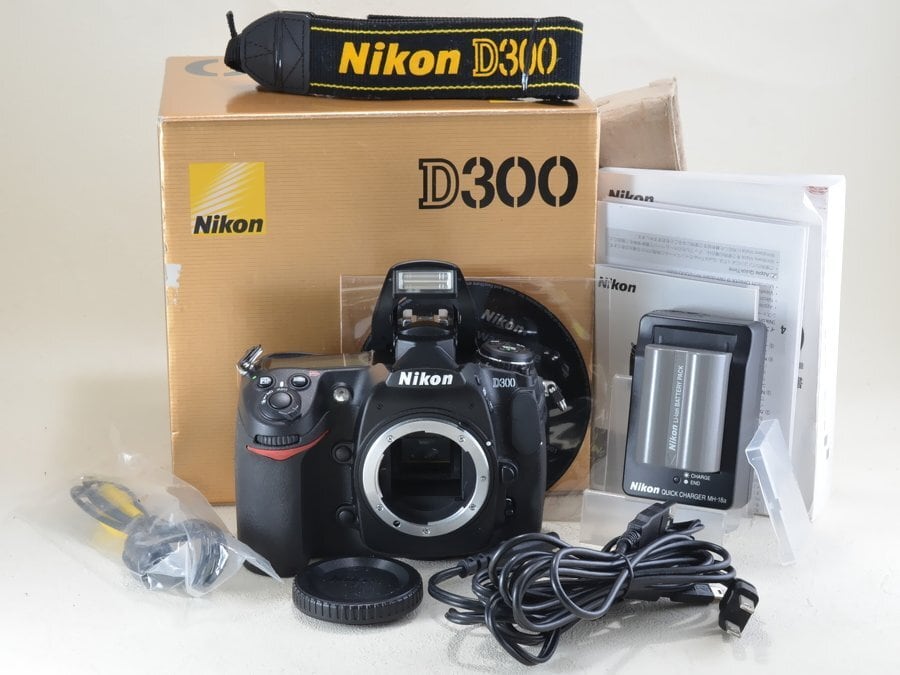Nikon D300 ボディ 元箱付属品付 ニコン（21982） | サンライズカメラーSunrise Cameraー