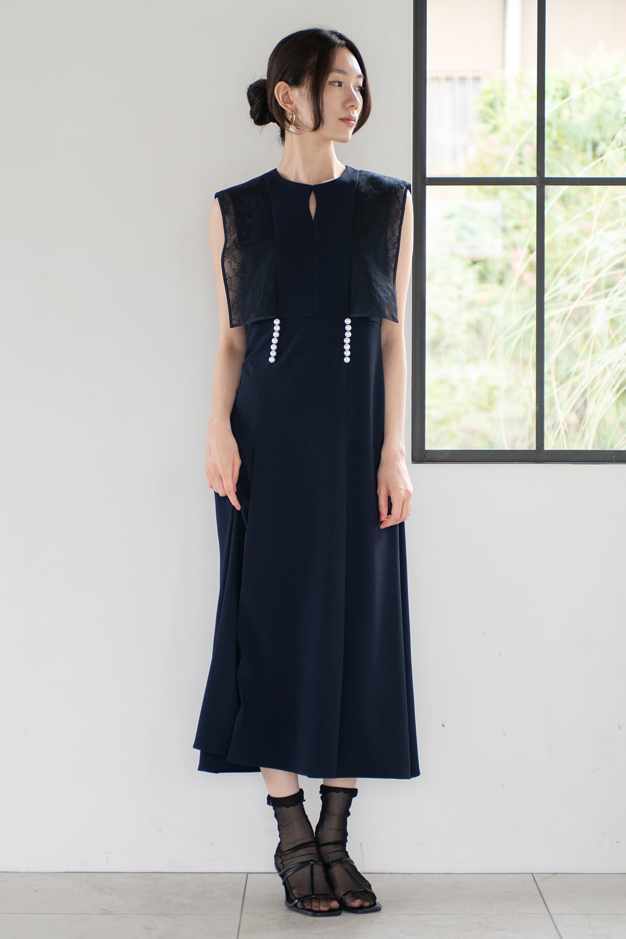 Pearl Box Collar Lace Dress DARK NAVY | Arobe OFFICIAL ONLINE STORE
