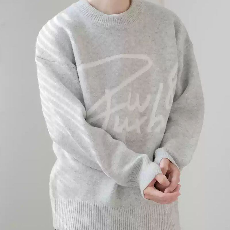 文字ロゴ入りラウンドネックセーター C10622