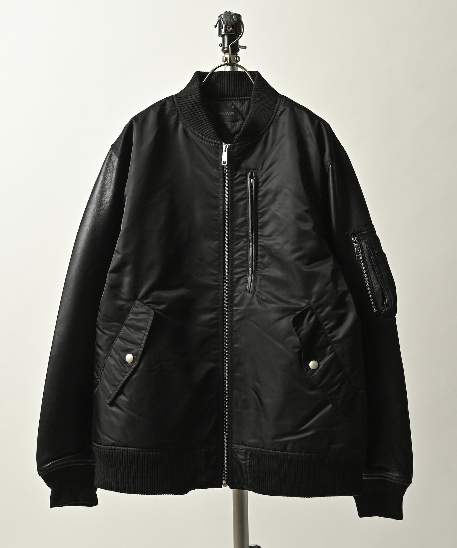 MMMM Lambskin padded MA-1 blouson (BLK) 23000M25 | DEPROID