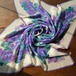 紫花の水彩画風スカーフ