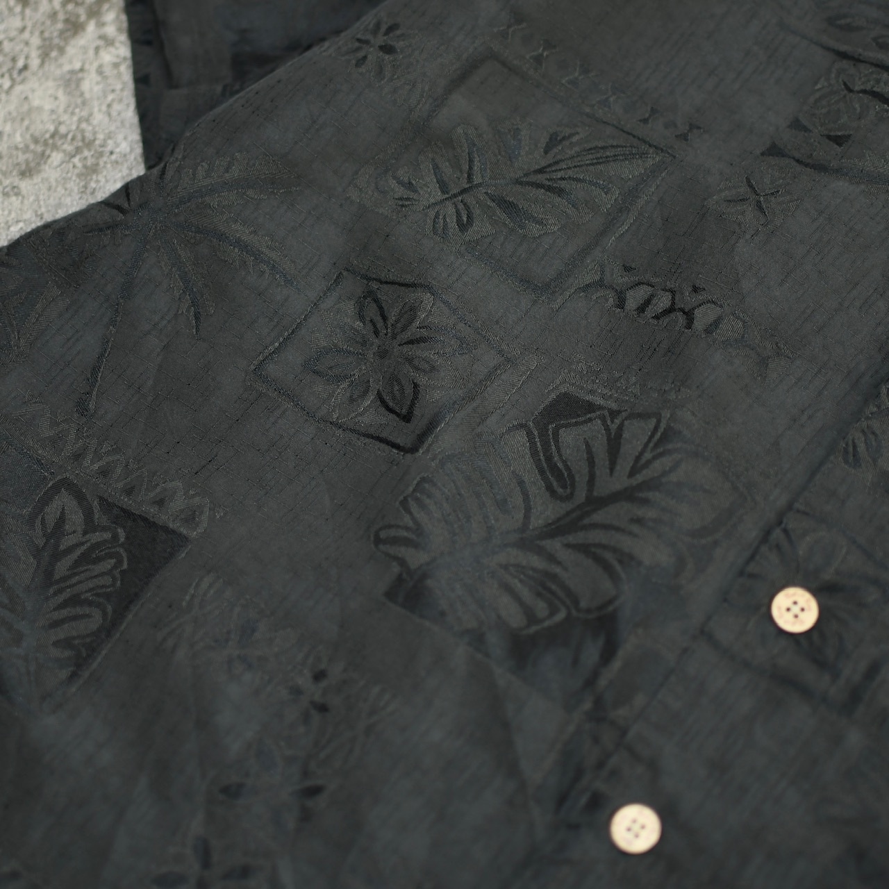 Batik BAY jacquard weave pattern aloha shirt