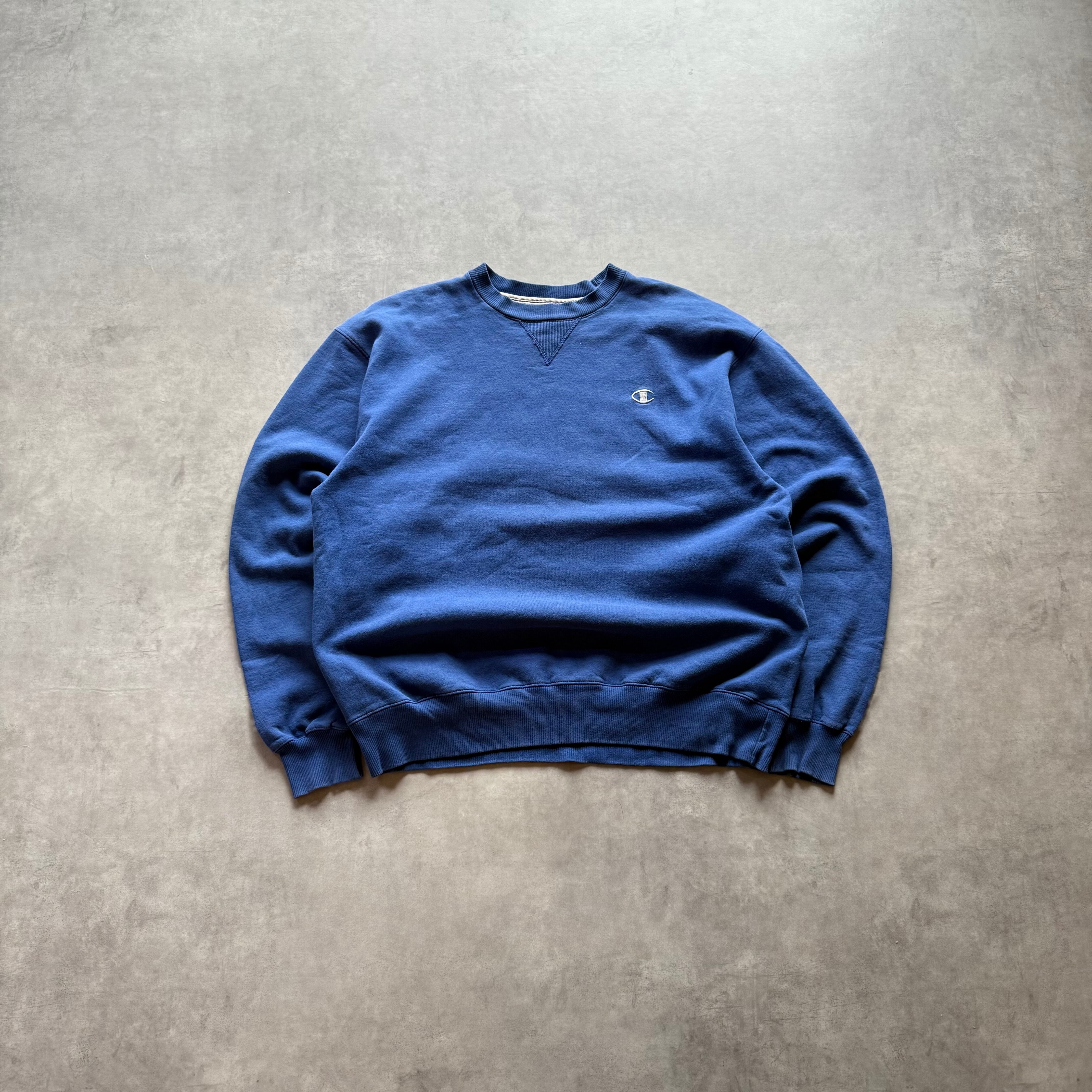 00's Champion Crewneck fade blue Sweatshirt