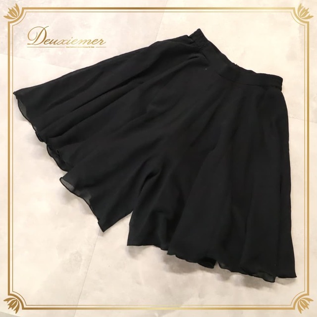 社交ダンス 衣装 Chacott チャコット ボトムス パンツ ズボン レッスンウェア ブラック系 黒 無地 シンプル チュール 透け感 シースルー 軽やか ふんわり 華やか かわいい おしゃれ 上品 大人っぽい ダンス レッスン 練習 ダンス衣装 練習着 社交ダンス衣装 ステージ衣装 発表会