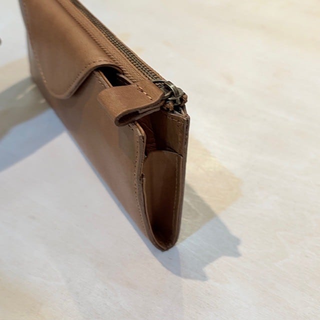 B.stuff　新色入荷！薄手の長財布(クミン)