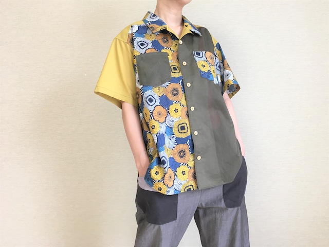 アロハ的なシャツ002 / 花カーキ