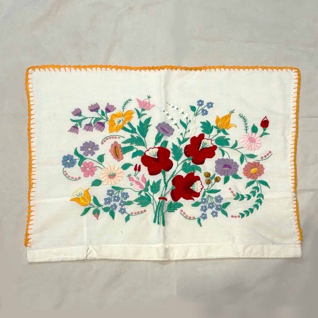 ハンガリー刺繍 花 クッションカバー | kolbenova