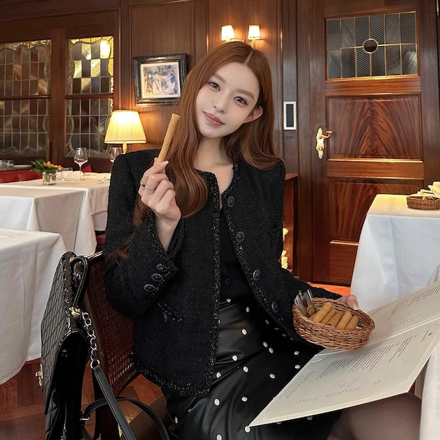 no collar tweed jacket