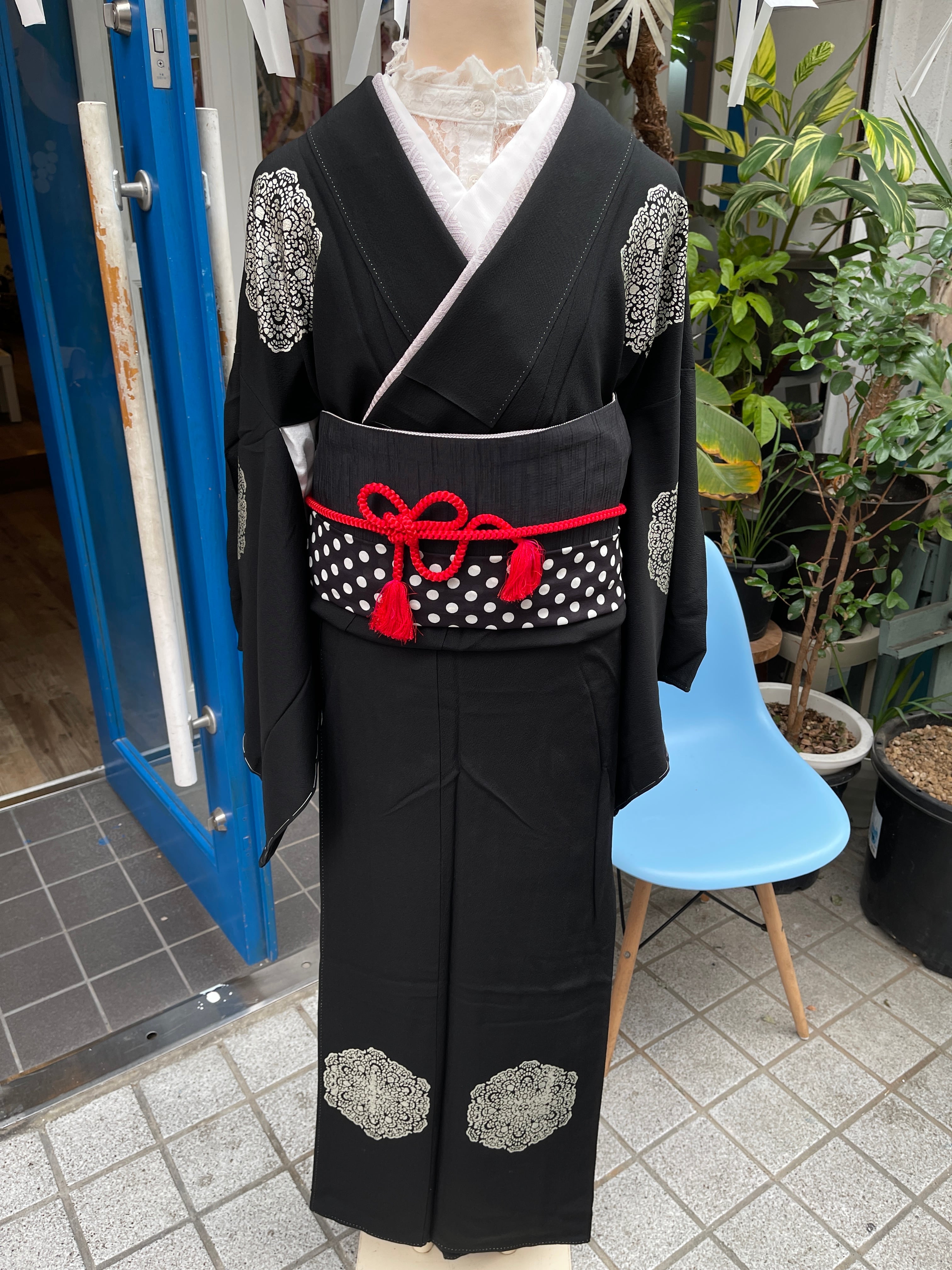 正絹 喪服 アンティーク着物 黒地 【公式通販】