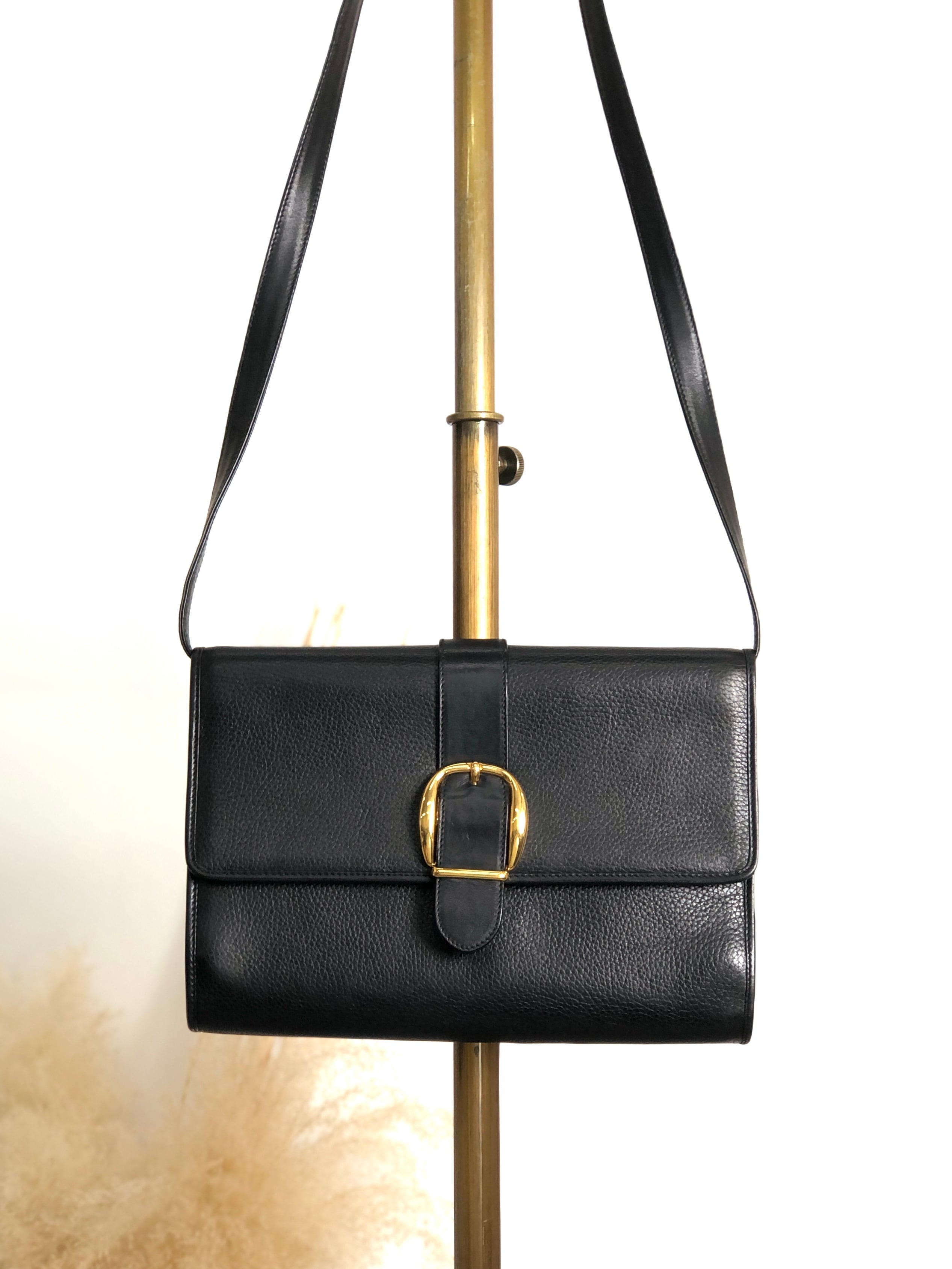 GUCCI グッチ ショルダーバッグ ブラック フロントバックル レザー vintage ヴィンテージ オールド zbczdz