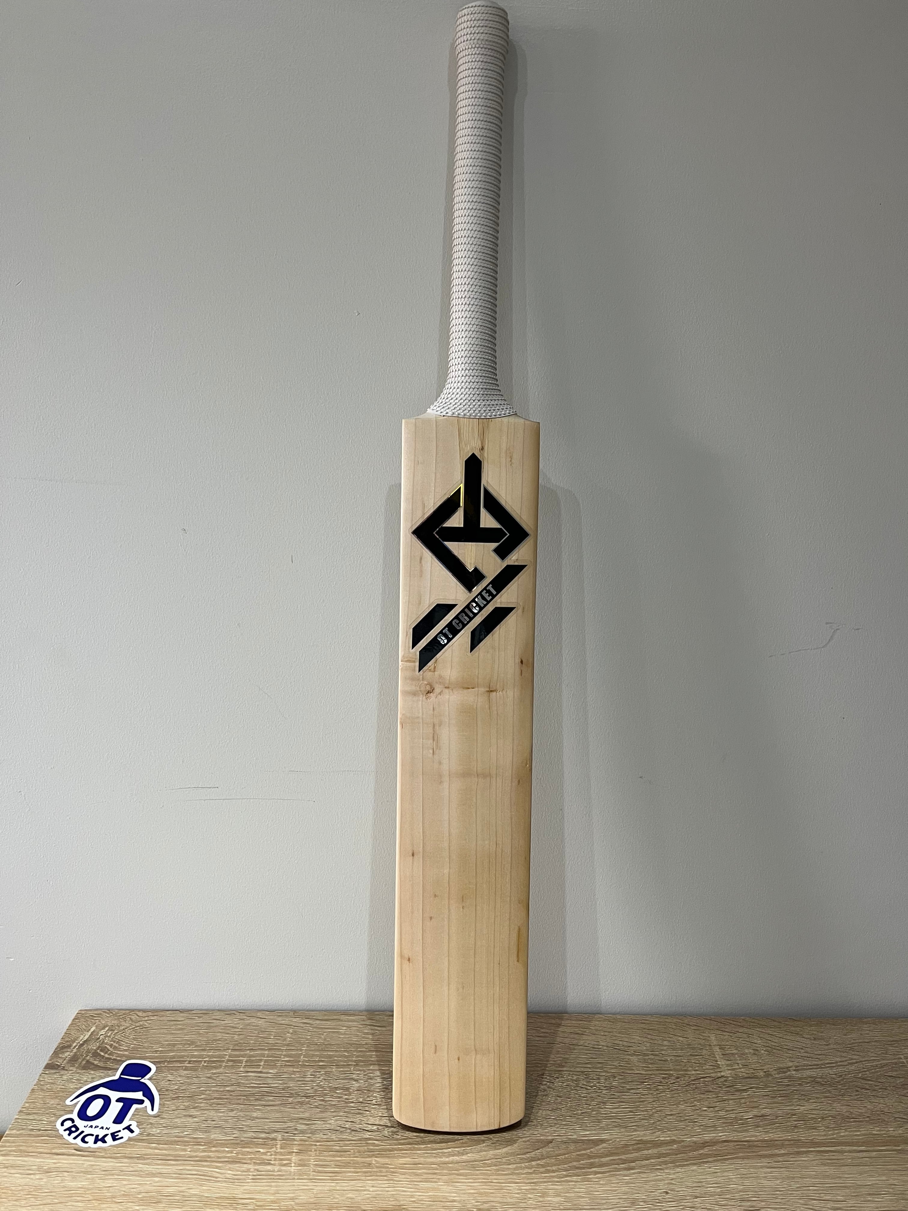 OT Mage-Ninja Black English Willow Grade 3 Bats SH - JPGavan