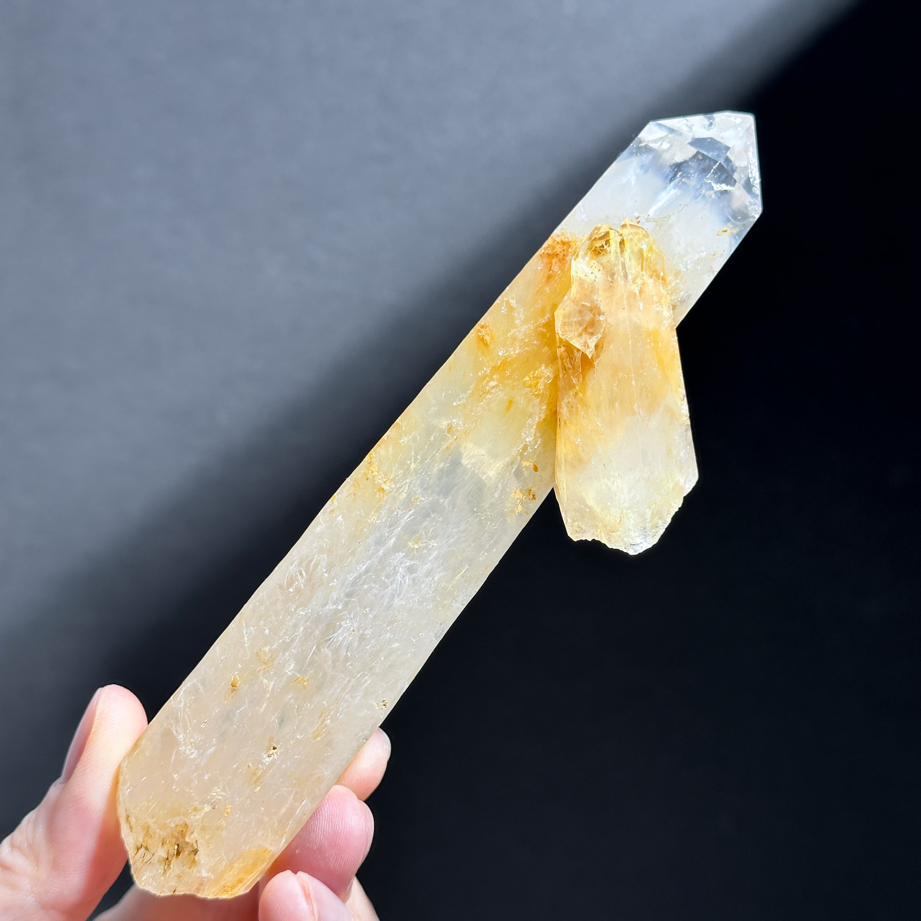 ブルーミストクォーツ ポイント67◇ Blue Mist Quartz ◇ 天然石・鉱物