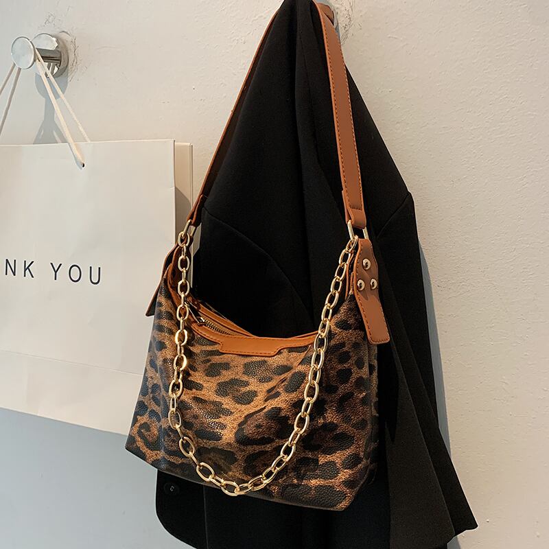 レオパードプリント柄ワンショルダーオータムチェーン 秋物 Tiancai_Wing_Bag89656614653
