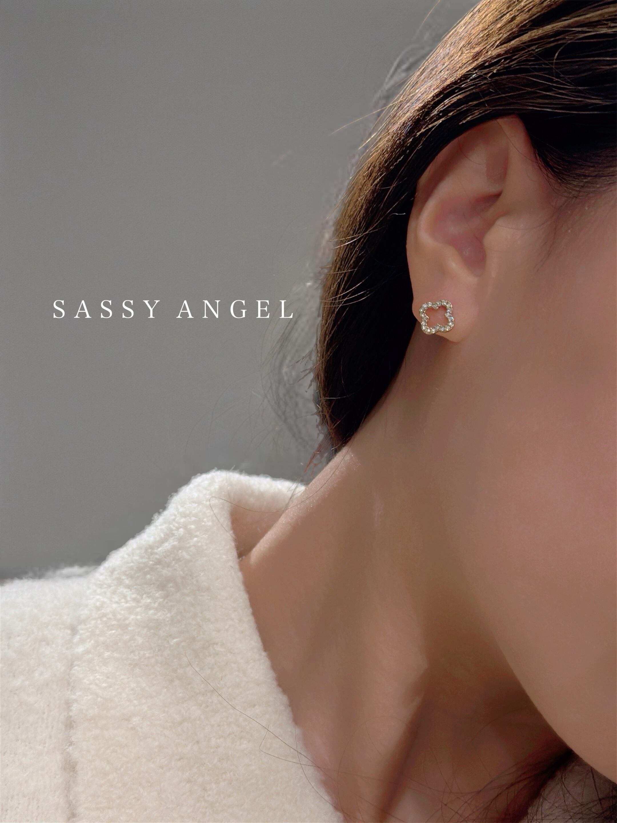 クローバーシルエットピアス | SASSY ANGEL