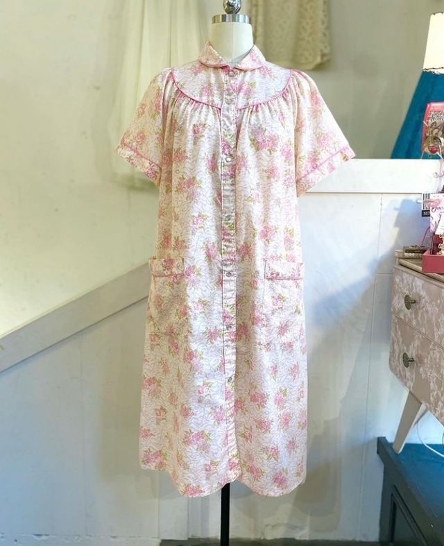 "Sears" pink flower print nighty gown