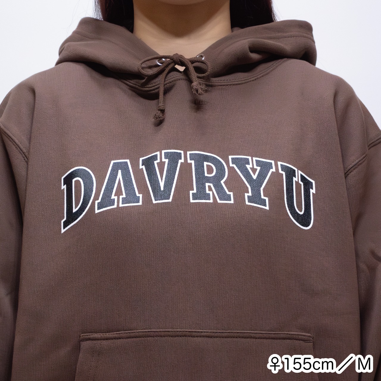 DAVRYU arch HOODIE [ダークブラウン]