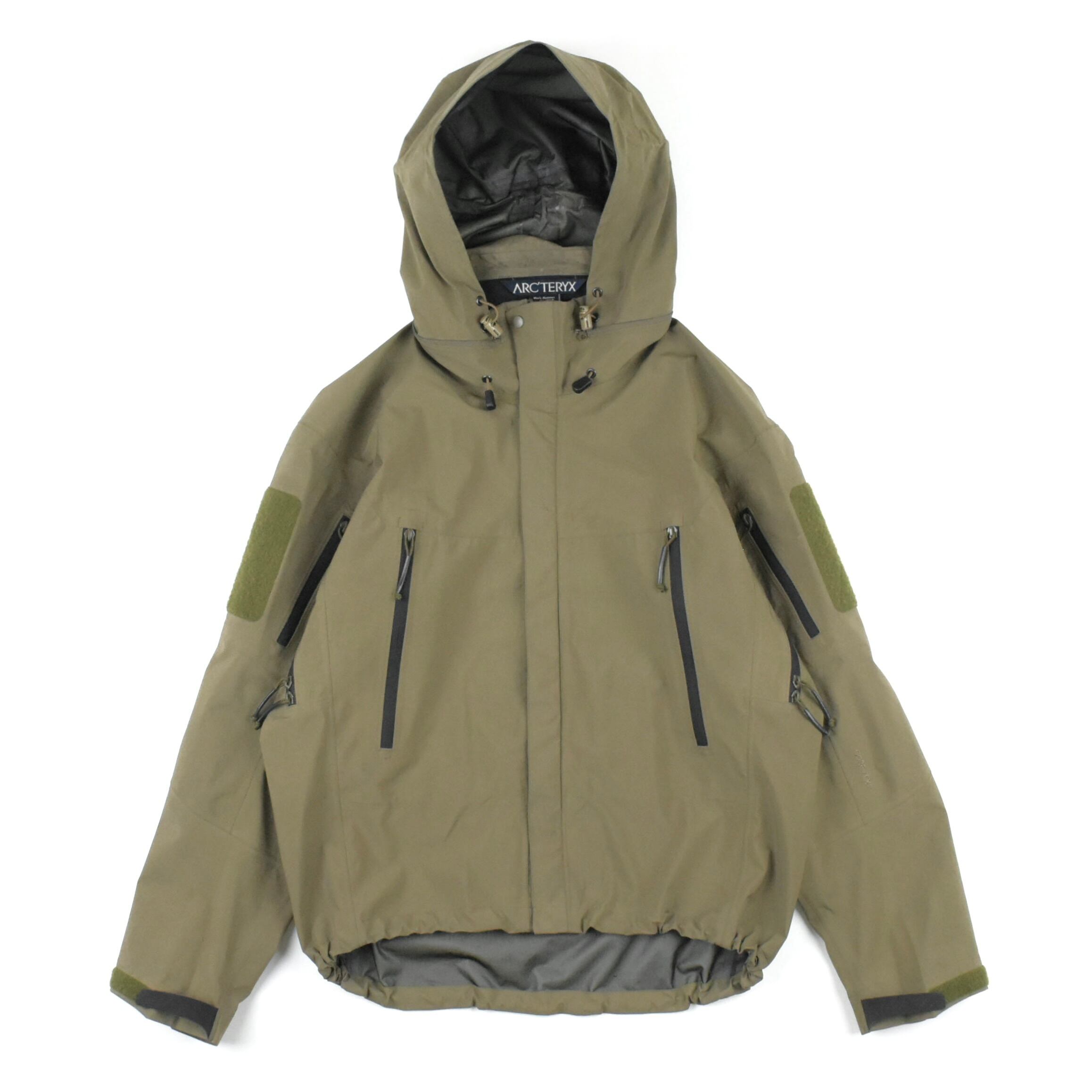 ARC'TERYX BETA SL HYBRID JACKET ''Tui'' | PLAIRE