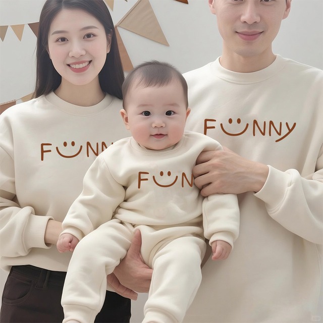 [家族リンク] 英字ロゴプリント  リンクコーデ