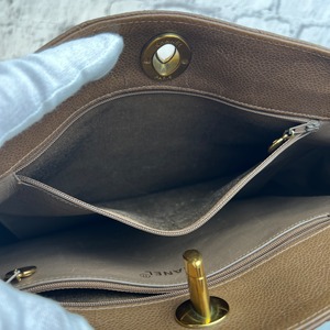 CHANEL シャネル ココマーク  キャビアスキン トートバッグ ブラウン A-10102