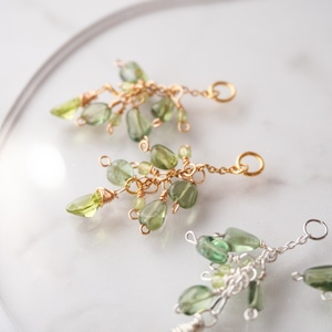 イヤリングチャーム 14KGF ペリドット グリーントルマリン 誕生石 天然石 8月 10月 つけ替えチャーム