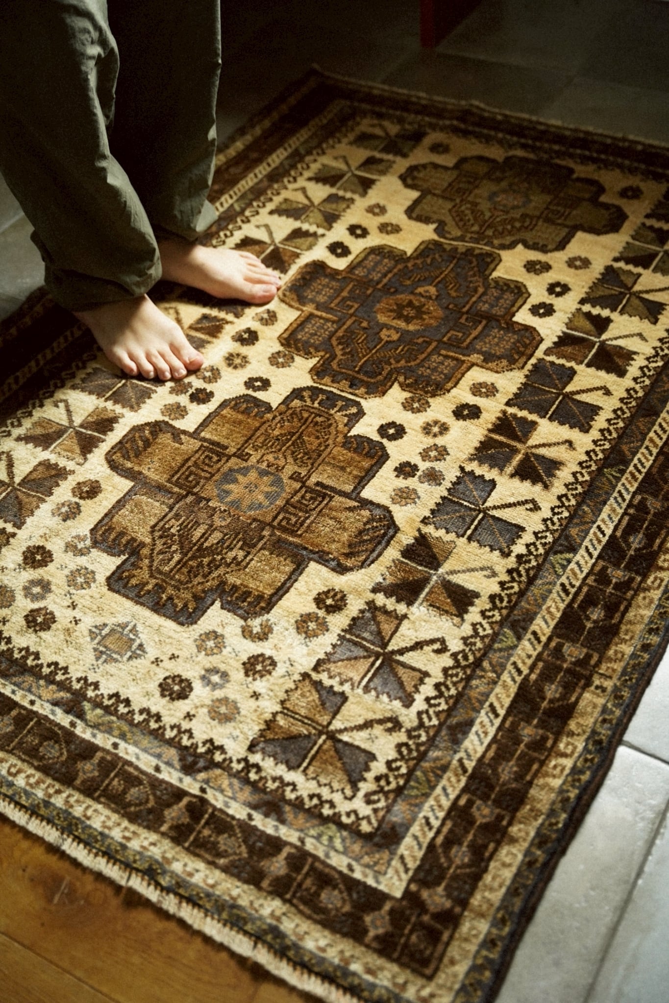 2095-Vintage Baluch rug