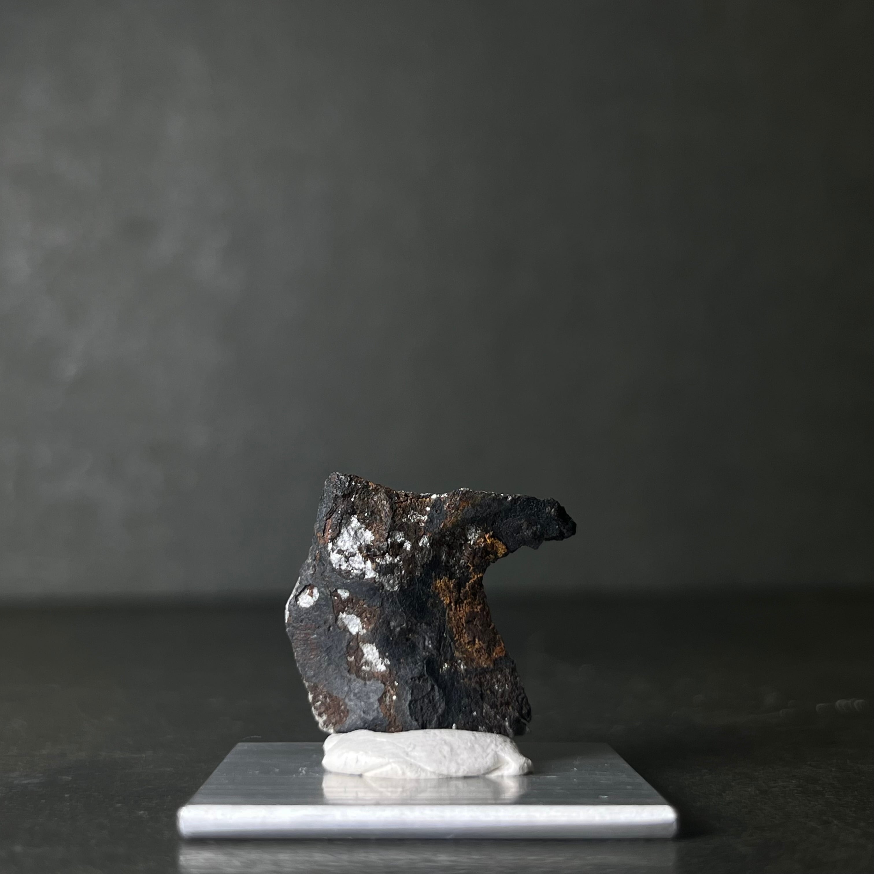 シホーテアリン隕石 Shikhote Alin Meteorite 26092810 | 【隕石屋