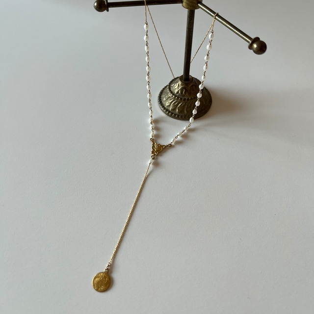 パールのY字ネックレス